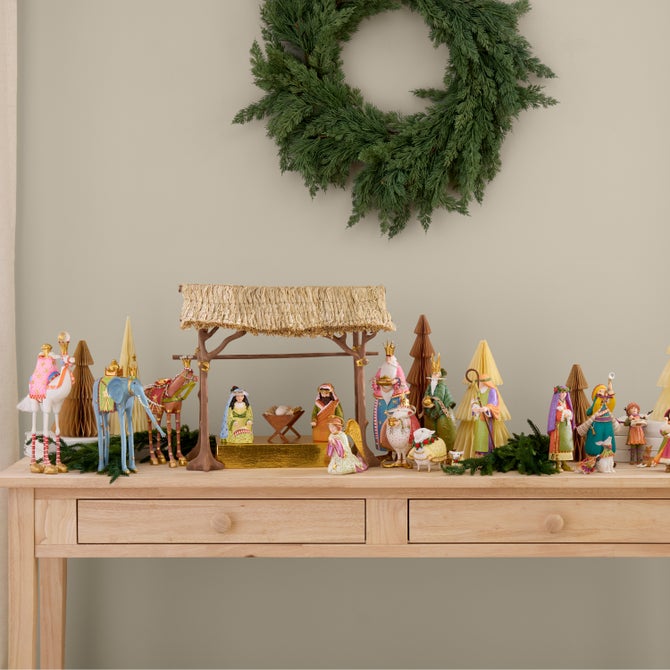 Patience Brewster Nativity Holy Family Figures image number 3