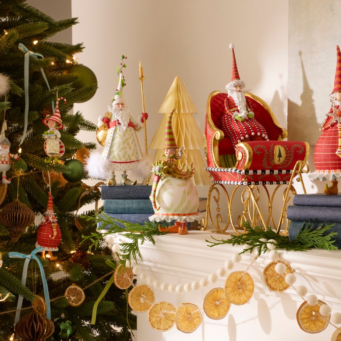 Patience Brewster Dash Away Mrs. Santa Figure image number 4