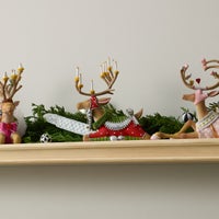 Patience Brewster Dash Away Sitting Dasher Reindeer Figure