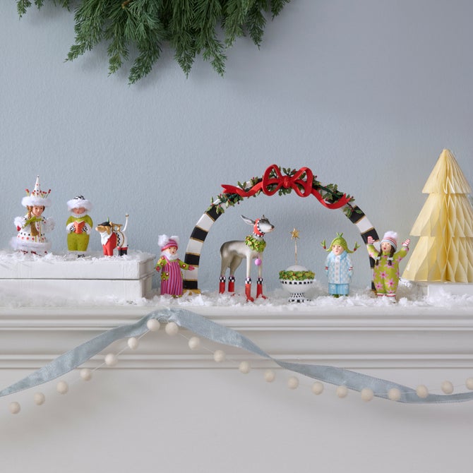 Patience Brewster Carolers 6-Piece Introductory Set image number 3