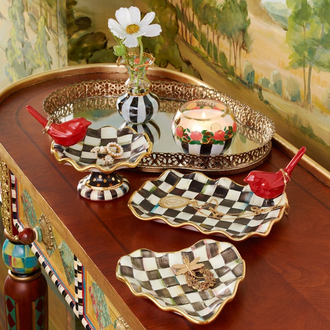 Courtly Check Fluted Heart Plate image number 10