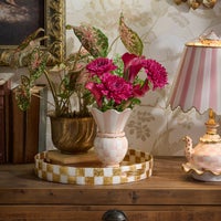 Rosy Check Small Great Vase