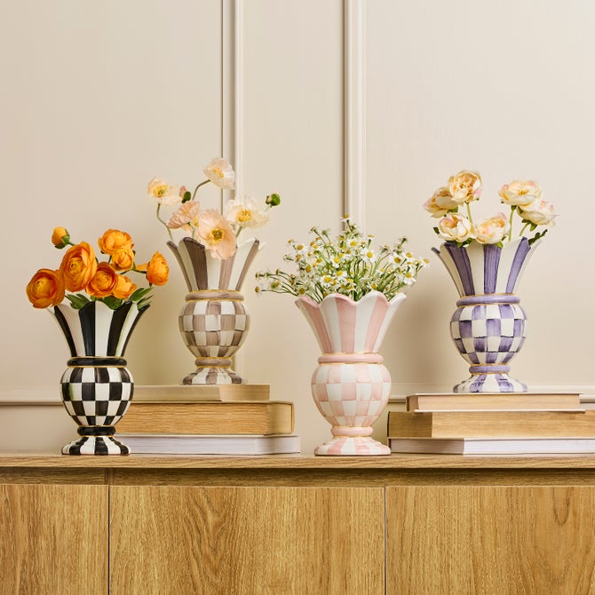 Mocha Check Small Great Vase image number 1