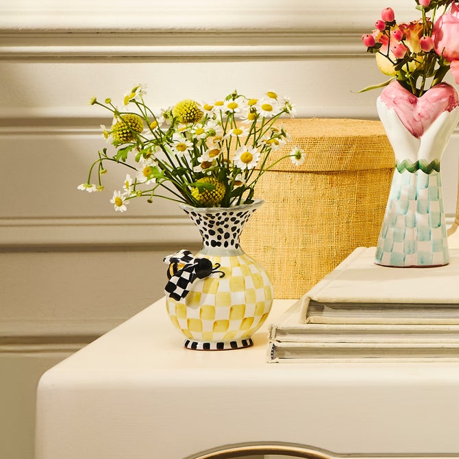 Collectors Series: Vase Edition - Bee Vase image number 2
