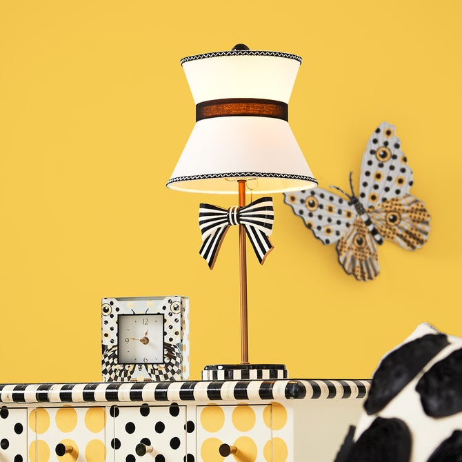 Pretty As A Bow Table Lamp image number 1