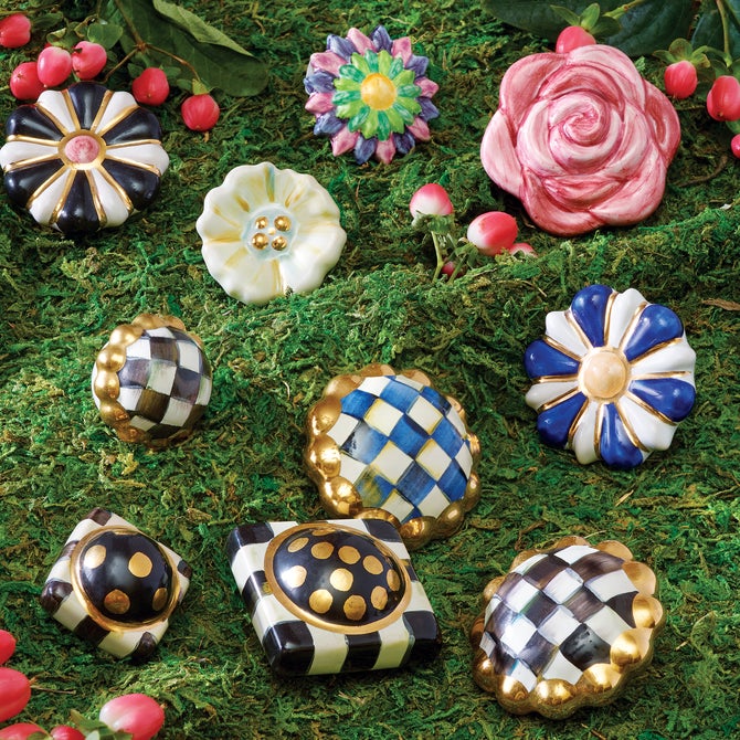 Courtly Check Round Knob image number 4