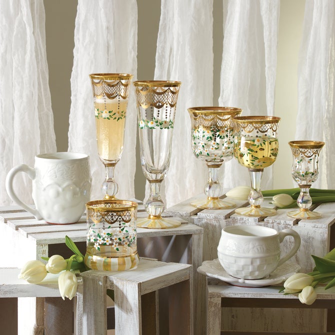 Sweetbriar Teacup image number 1