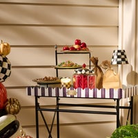 Check Serving Stand