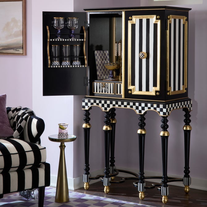 Bombastic Bar Cabinet image number 2