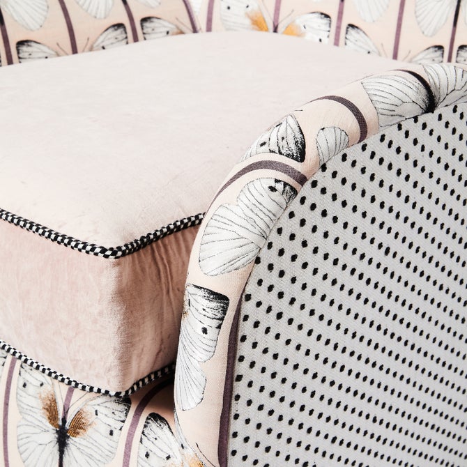 Eternity Accent Chair image number 2