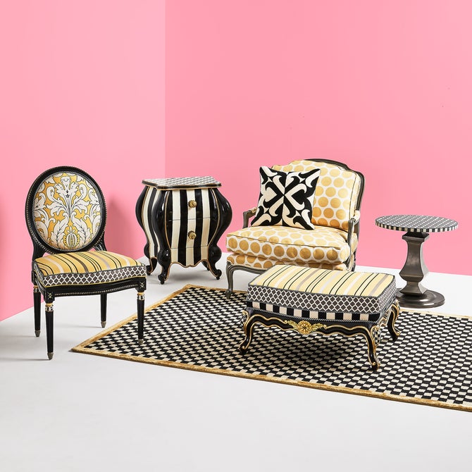 Queen Bee Side Chair image number 2