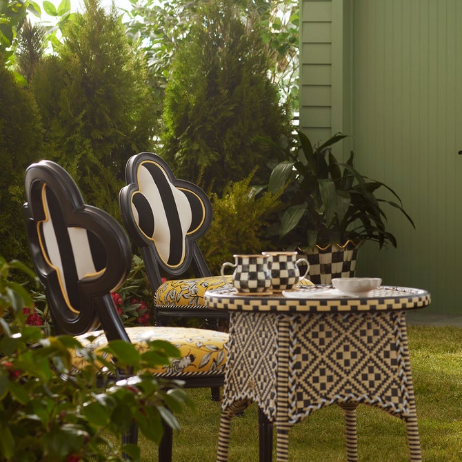 Queen Bee Outdoor Dining Chair image number 5