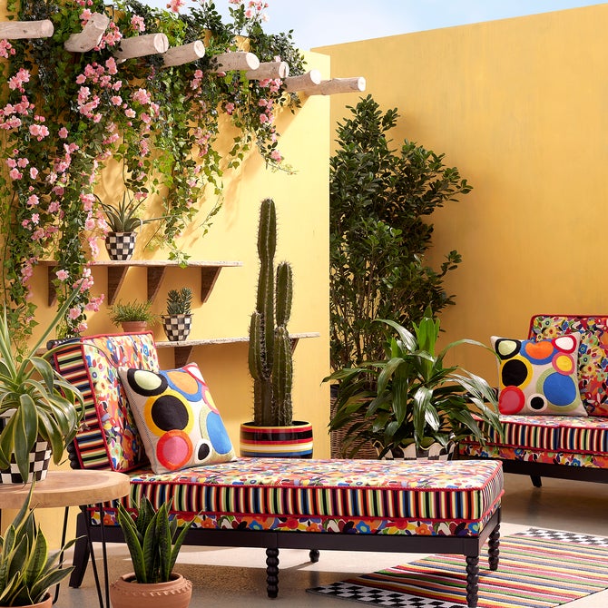 Avant Garden Outdoor Loveseat image number 2