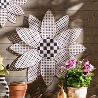 Cane Large Wallflower