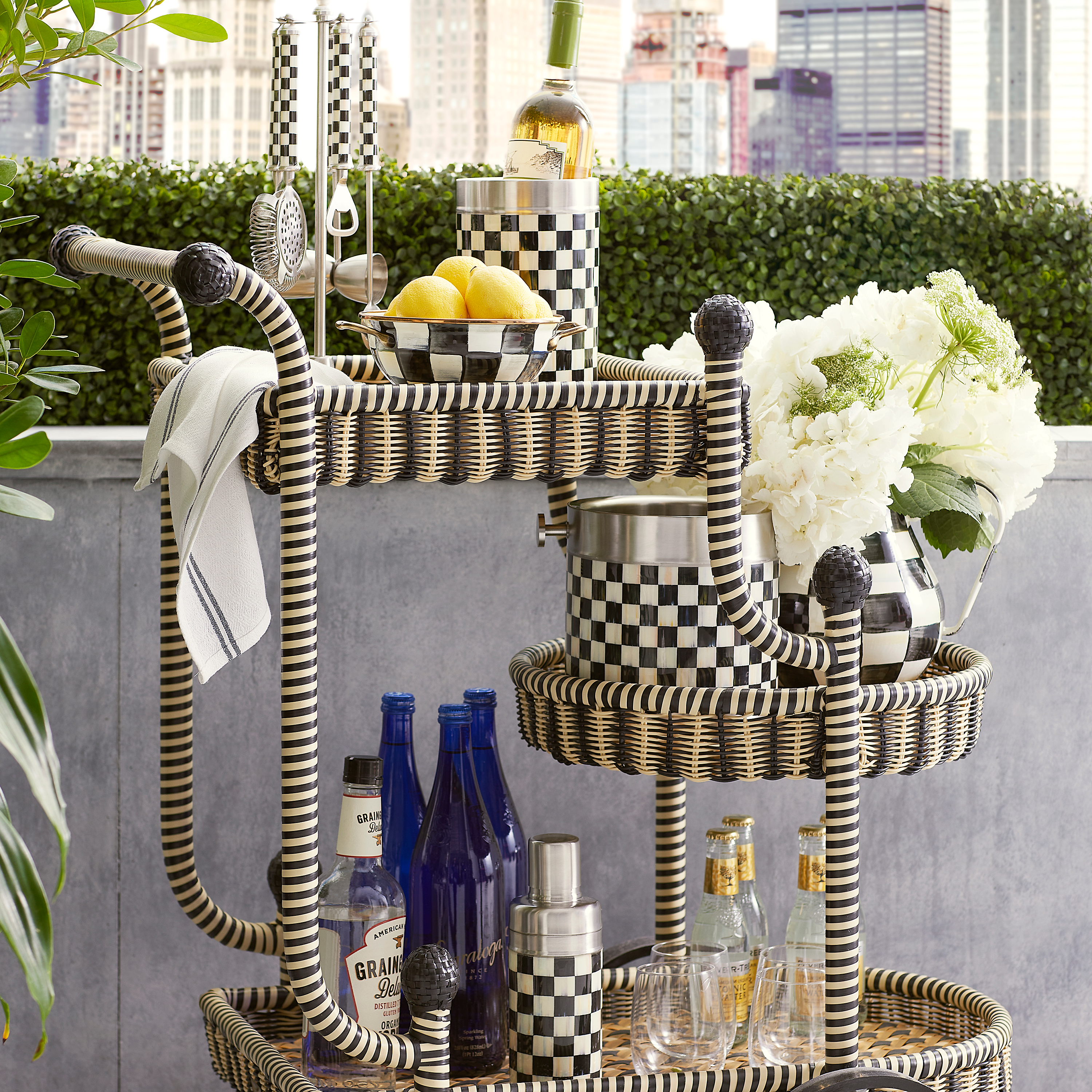 Mackenzie-Childs チェッカー柄 ハンギングバスケット MacKenzie-Childs | Courtly Check 3260 Bar Tool Set
