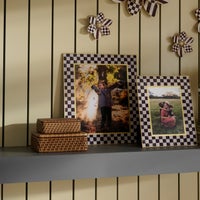 Courtly Check 8" x 10" Glass Frame