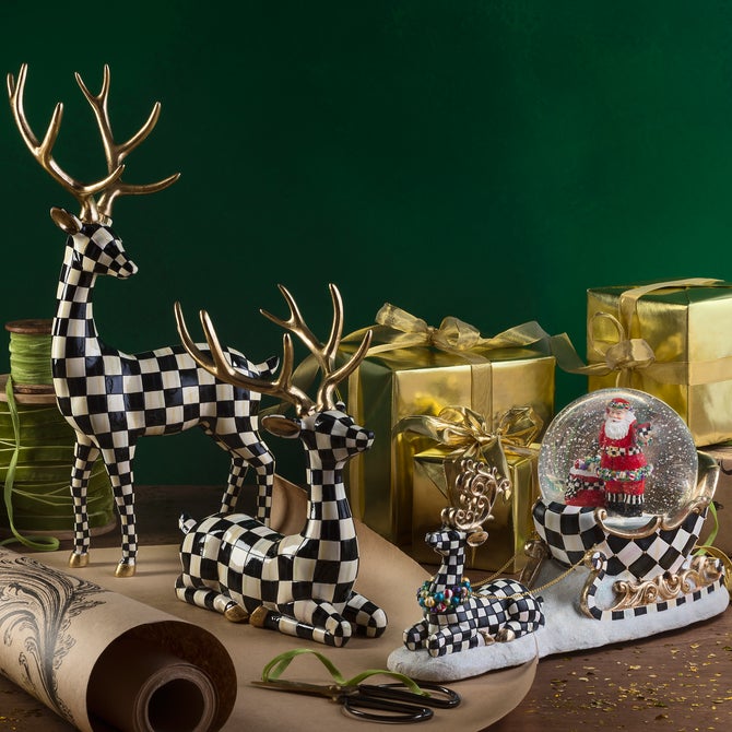 Dashing Through the Snow Globe image number 3