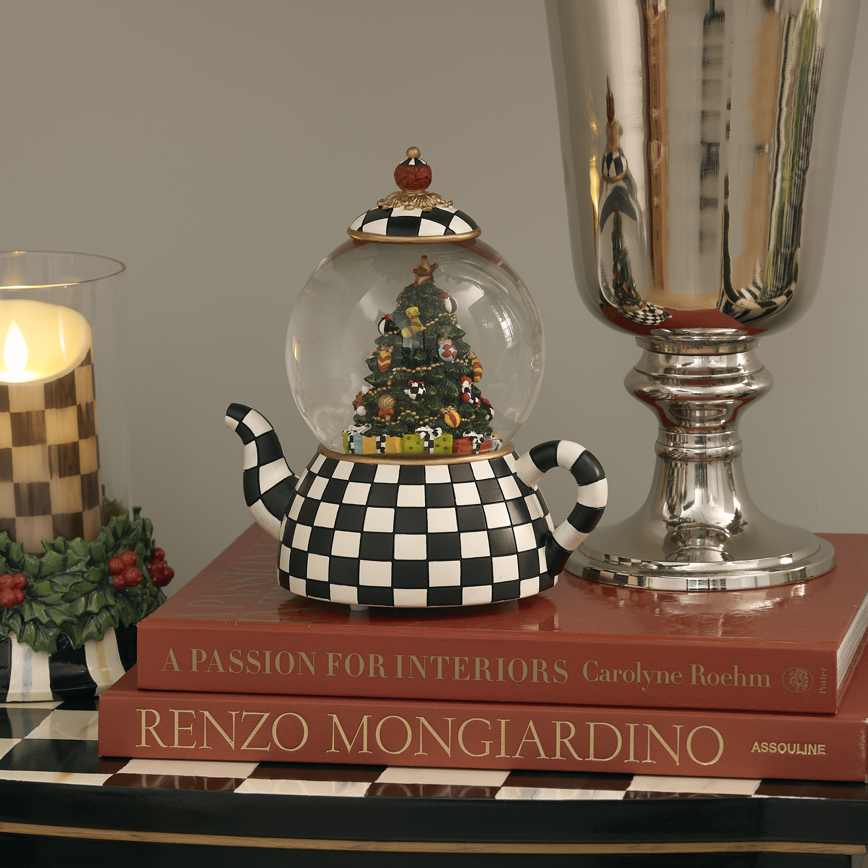 Courtly Teapot Snow Globe