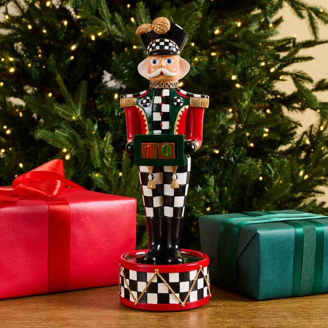 Countdown Musical Nutcracker image number 1