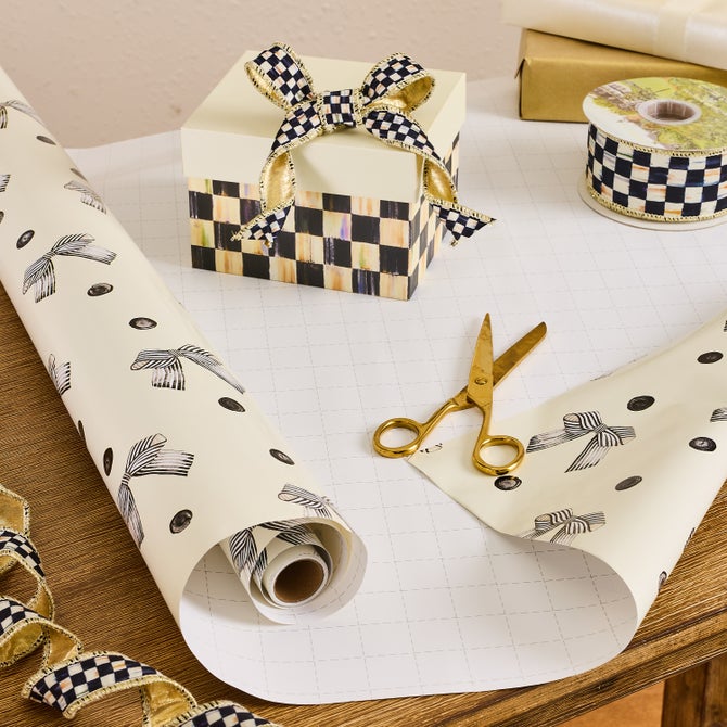 Pretty as a Bow Gift Wrap, Set of 2 image number 1