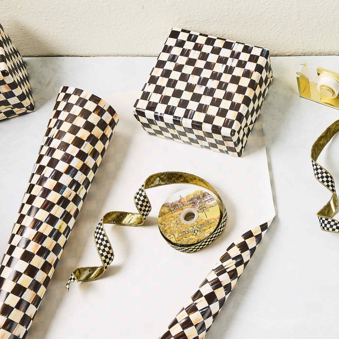 Courtly Check Gift Wrap, Set of 2 image number 7