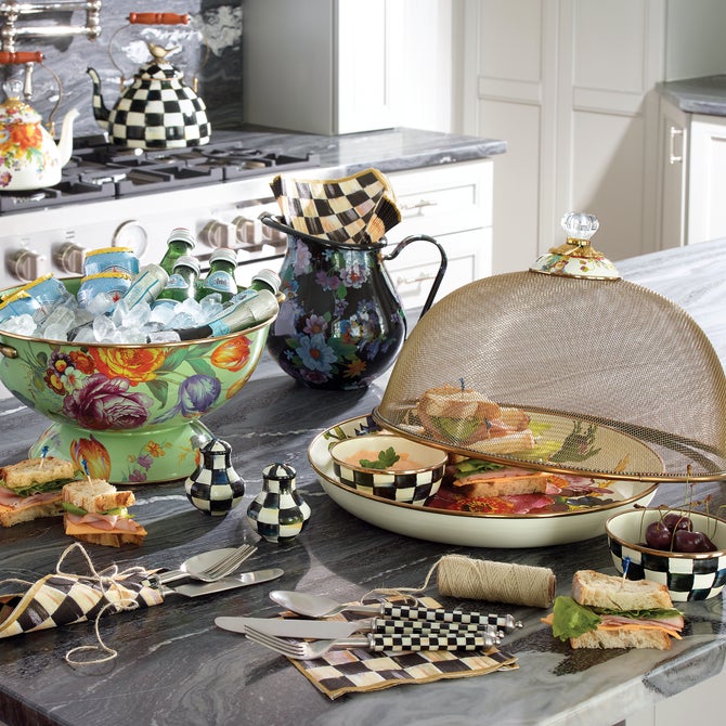 Courtly Check Luncheon Paper Napkins image number 3