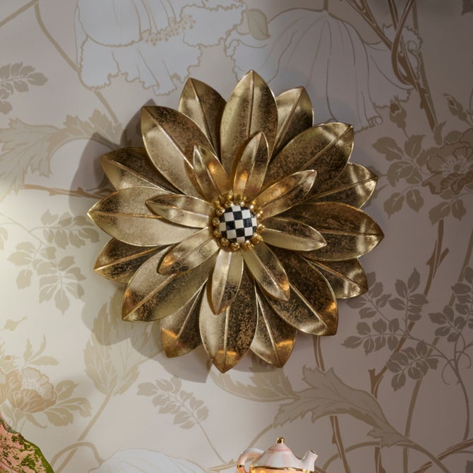 Courtly Golden Large Wallflower image number 3