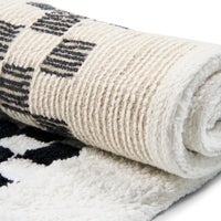 Black Check Hotel Bath Rug