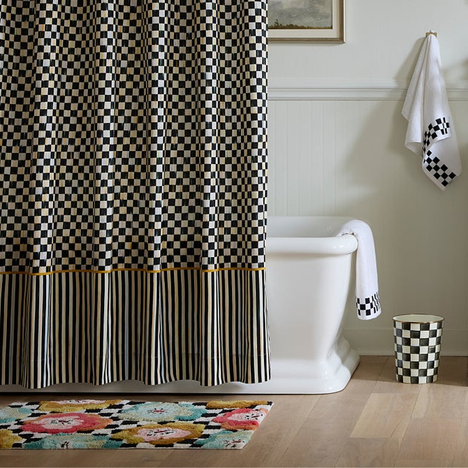 Checkerboard in Bloom Bath Rug image number 1