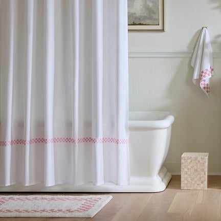 Rosy Check Hotel Bath Rug