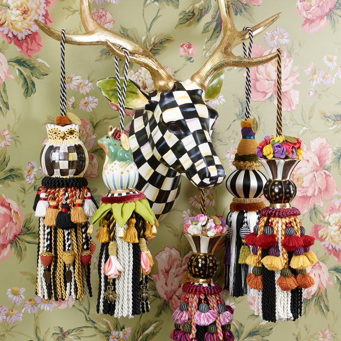 Courtly Check Small Deer image number 1