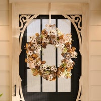 Cafe Floral 24" Wreath