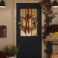 Cafe Floral 24" Wreath