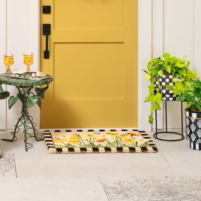 Everything is Coming Up Daisies Entrance Mat image number 1