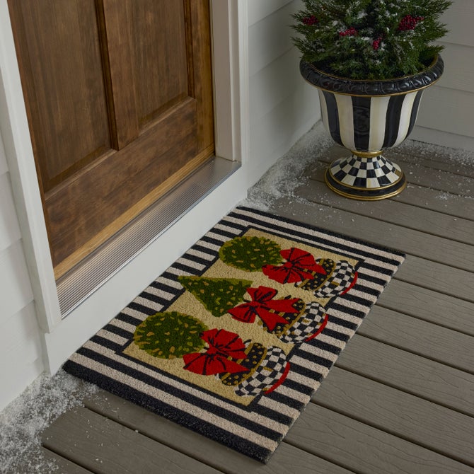 Topiary Entrance Mat image number 1
