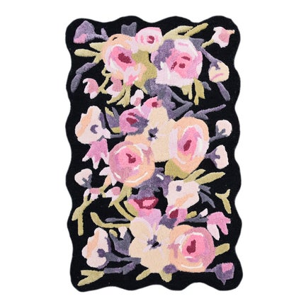 Violet Roses 2'3" x 3'9" Rug
