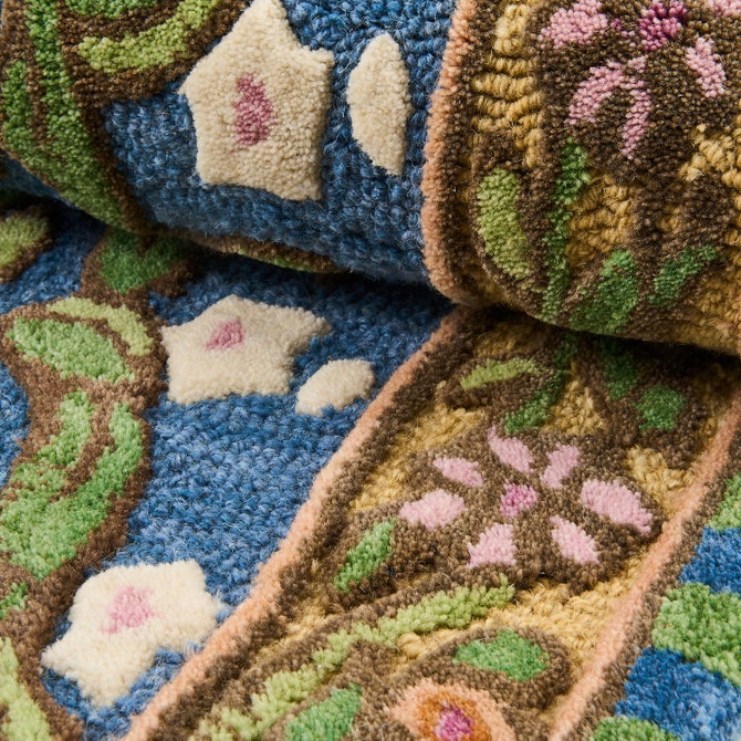 Tapestry Floral 2'3" x 3'9" Rug image number 2