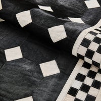 Black Tile Hair on Hide 6' Round Rug