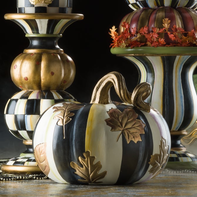 Falling Leaves Squashed Pumpkin - Small image number 4