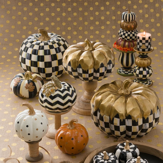 Tabletop Stacking Pumpkins image number 1