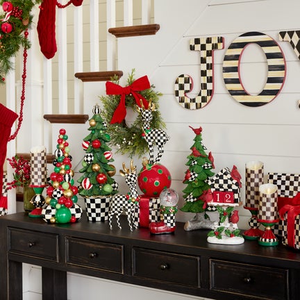 Jolly Holiday Bauble Tree