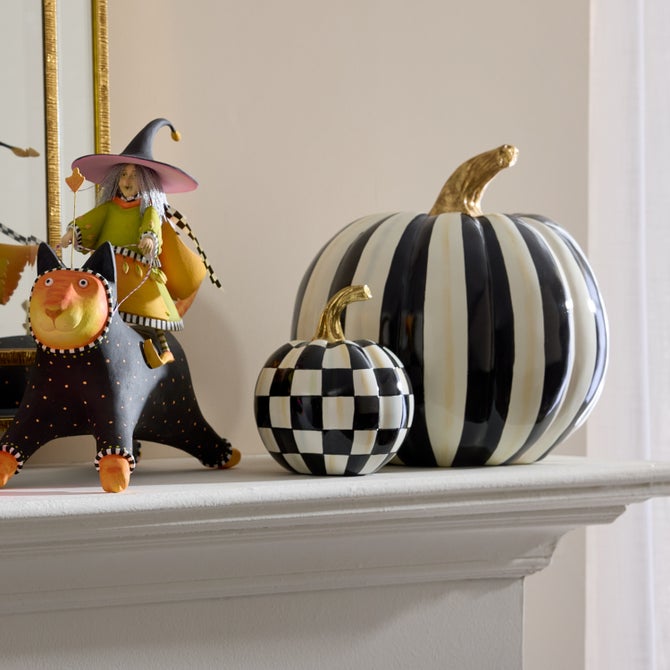 Courtly Check Glossy Mini Pumpkin image number 11