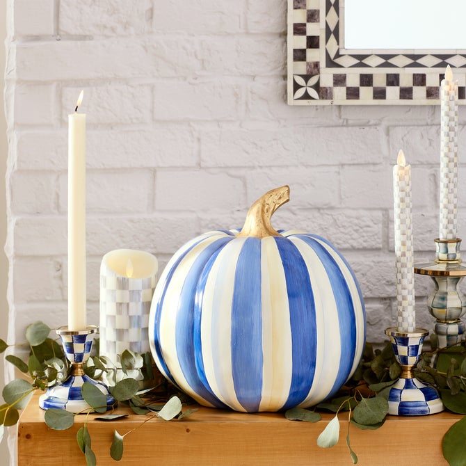 Sterling Check Flicker 5" Pillar Candle image number 1