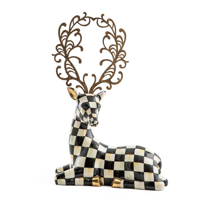 Glam Up Resting Deer image number 0