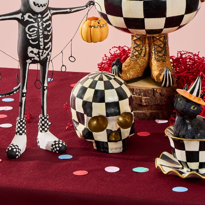 Courtly Check Skull image number 3