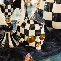 Courtly Check Skull