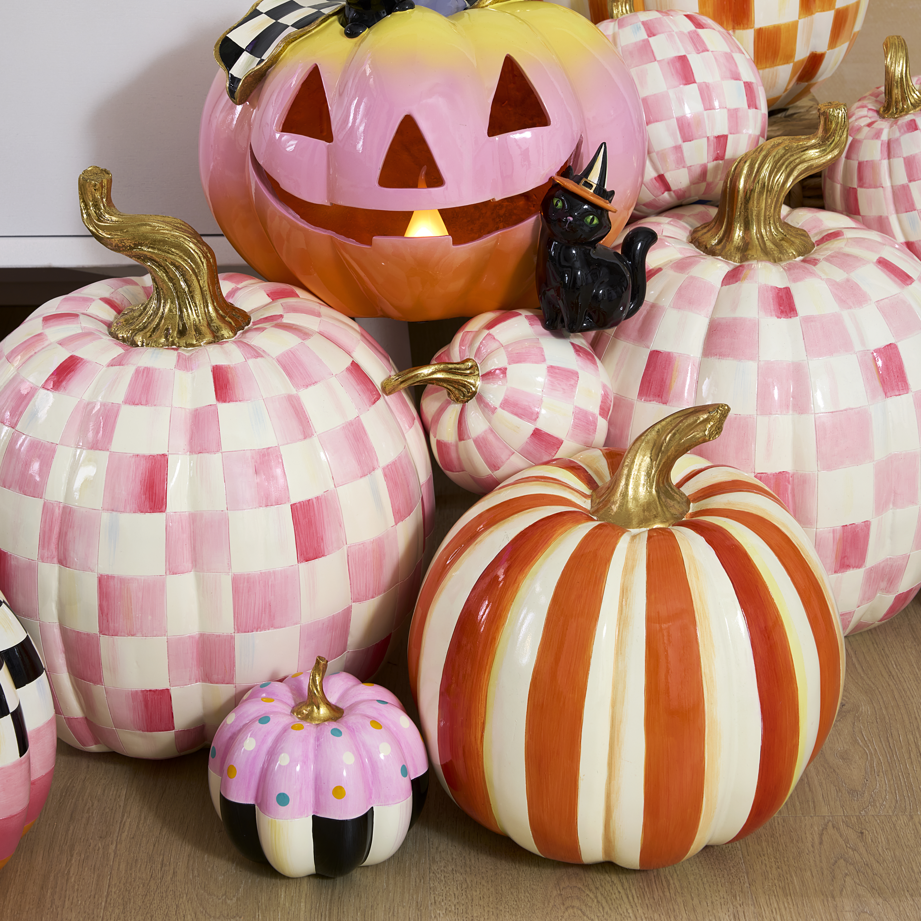 ぱんぷきんページ MacKenzie-Childs | Bubblegum Pink Check Large Pumpkin