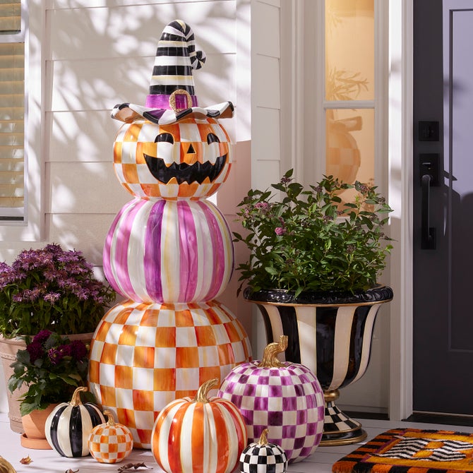 Plum & Orange Pumpkin Outdoor Trophy image number 1