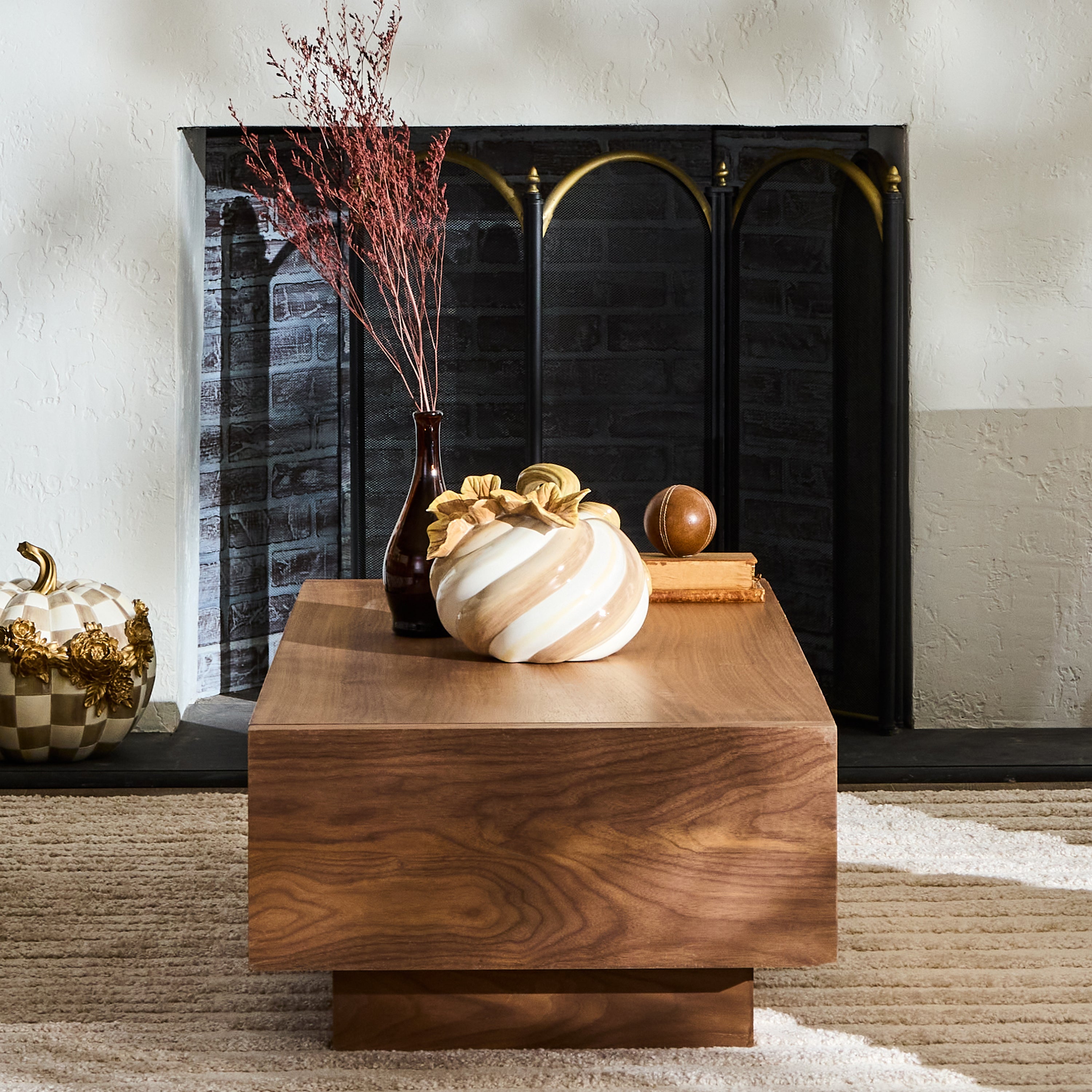 micia luxuryバック紙 ハロウィン 秋 (300×200cm) MacKenzie-Childs | Mocha Swirl Twisted Stem Pumpkin