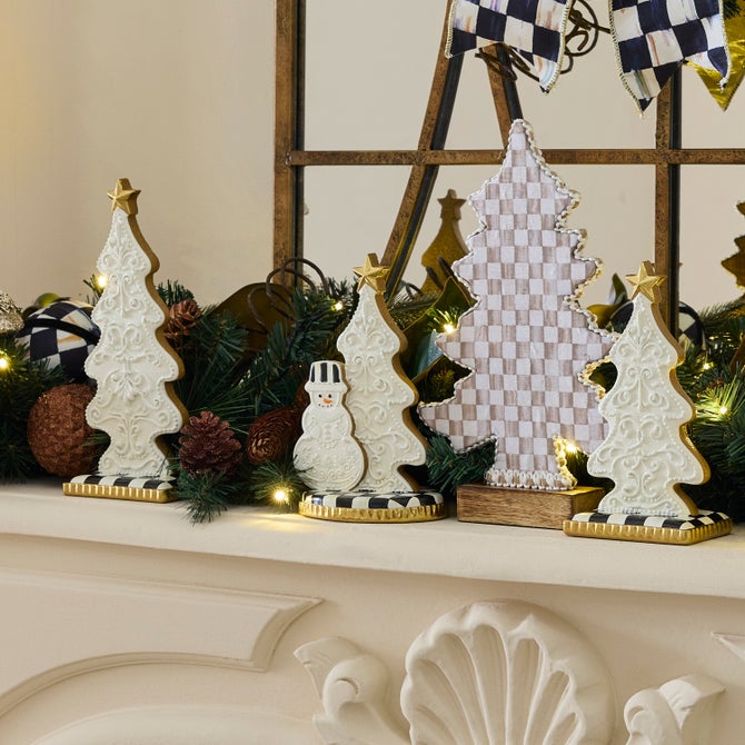 Gingerbread Small Snowman Tree image number 1